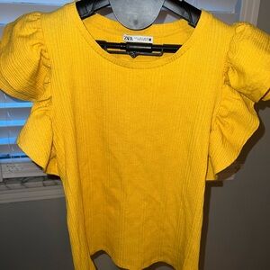 ZARA Mustard Yellow Ruffle Sleeve Ribbed Top